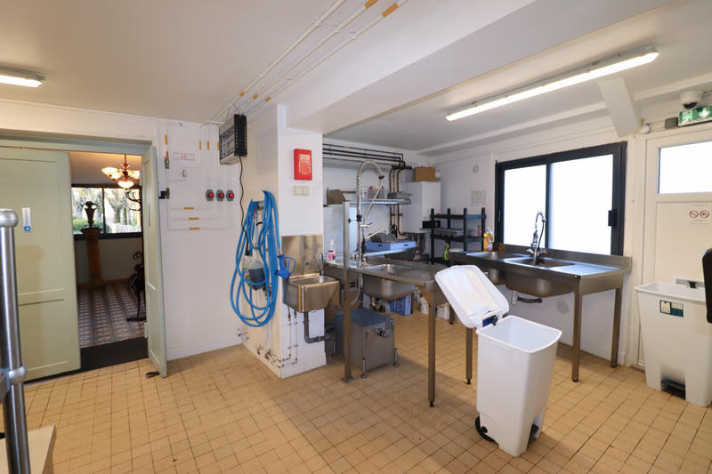 Local commercial - 169 m²