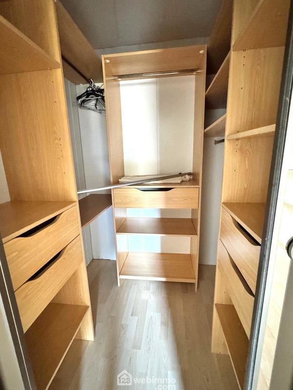 Appartement - 82 m² - 4 pièces