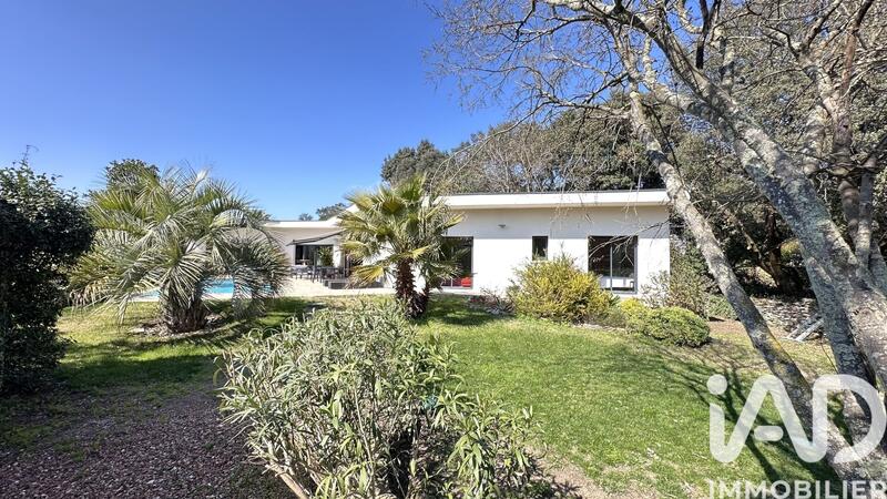 Maison - 184 m² - 5 pièces