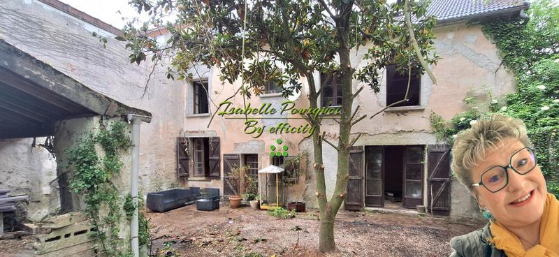 Maison - 180 m² - 8 pièces