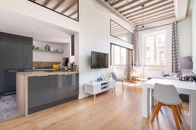 Appartement - 85 m² - 3 pièces