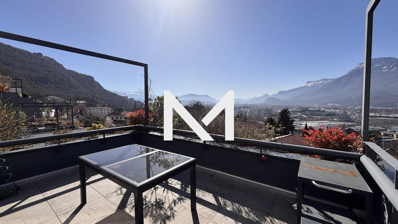 Appartement - 75 m² - 3 pièces