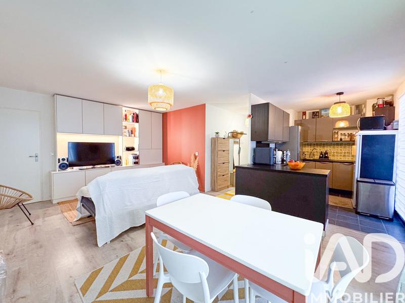 Appartement - 80 m² - 4 pièces