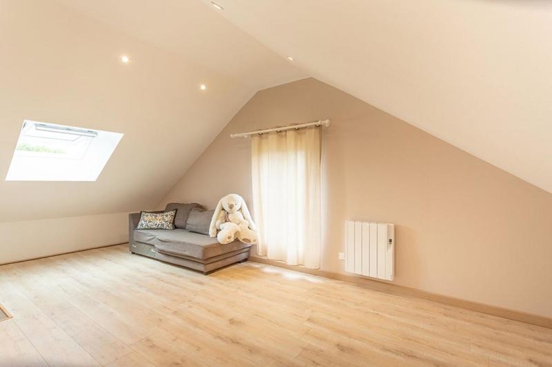 Maison - 99 m² - 5 pièces