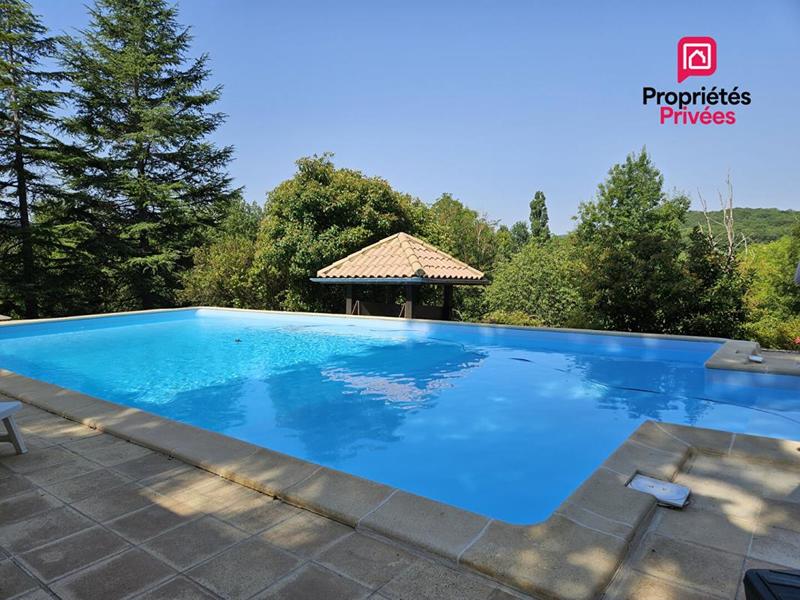 Maison - 145 m² - 6 pièces