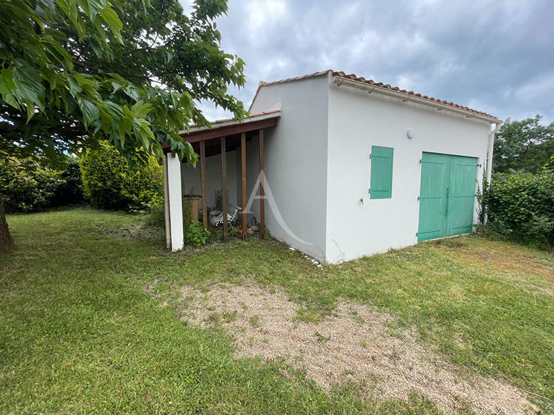 Maison - 99 m² - 5 pièces