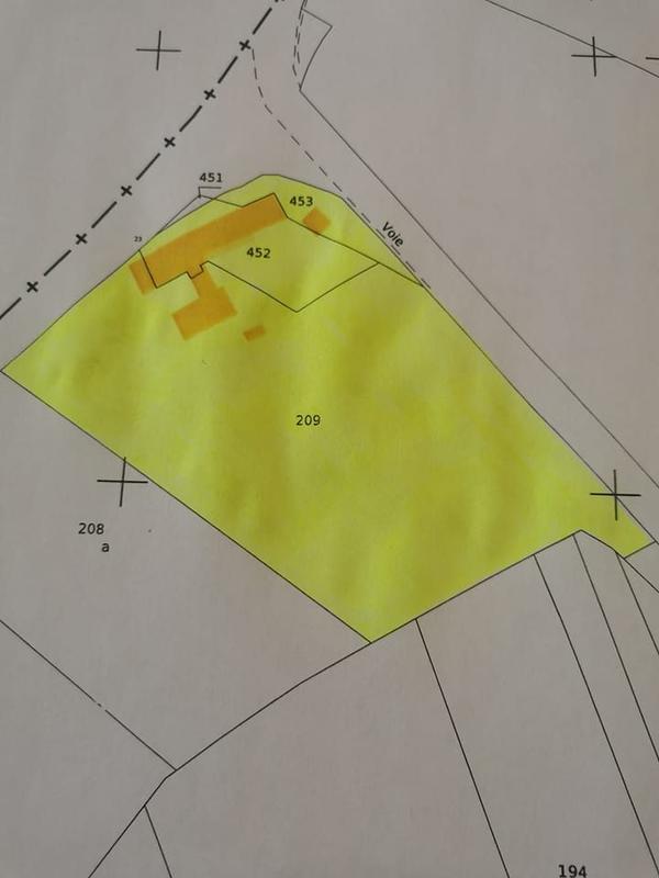 Maison - 377 m² - 8 pièces