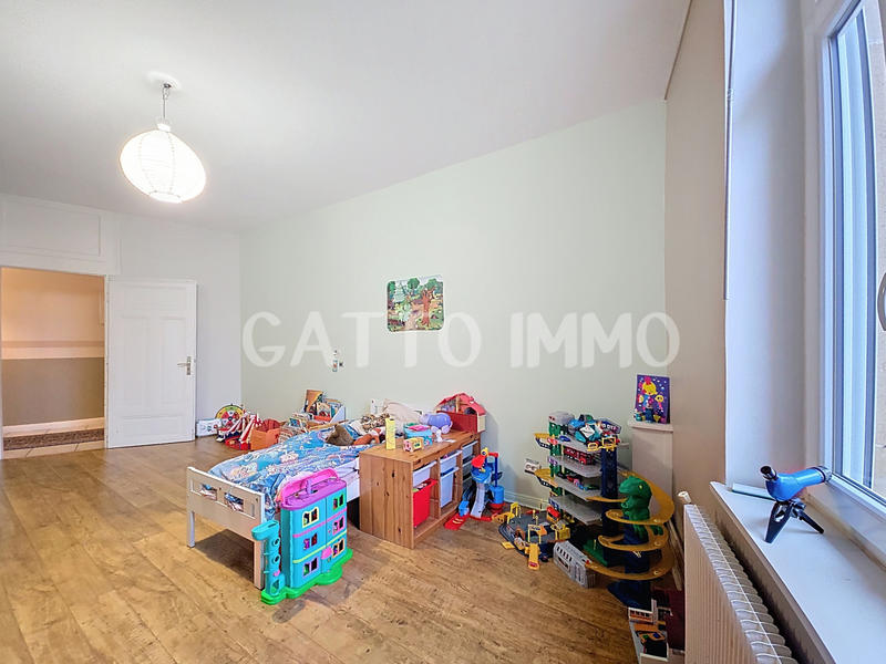 Appartement - 153 m² - 4 pièces