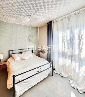 Appartement - 85 m² - 4 pièces