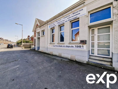 Local d'activités - 180 m² - 5 pièces