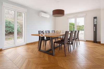 Maison - 269 m² - 7 pièces