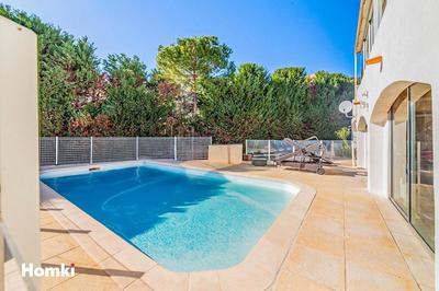 Maison - 178 m² - 7 pièces