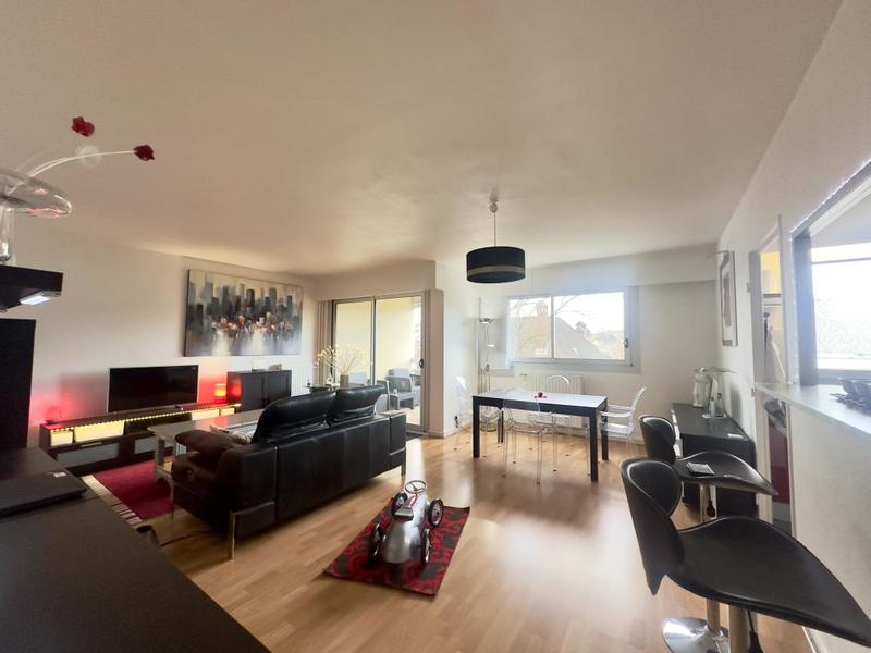 Appartement ancien - 74 m² - 3 pièces