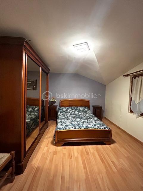 Maison de village - 190 m² - 12 pièces