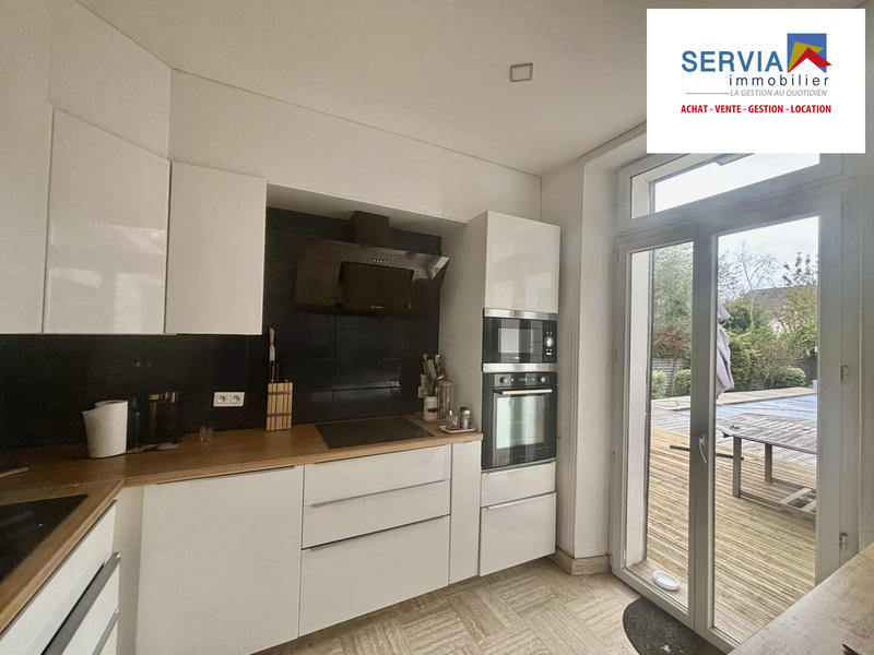 Maison - 150 m² - 7 pièces