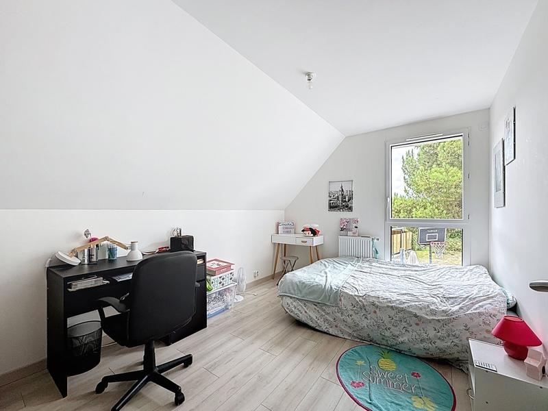 Maison - 178 m² - 8 pièces