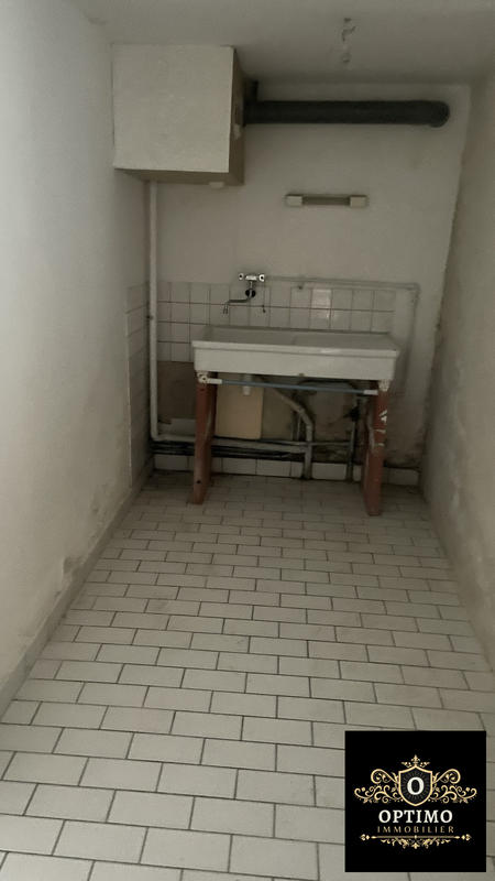 Magasins - 40 m² - 2 pièces