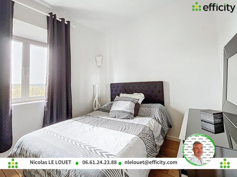 Demeure - 215 m² - 7 pièces