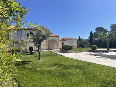 Maison - 190 m² - 6 pièces