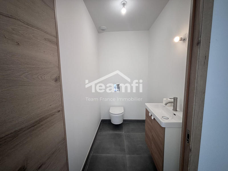 Maison - 102 m² - 4 pièces