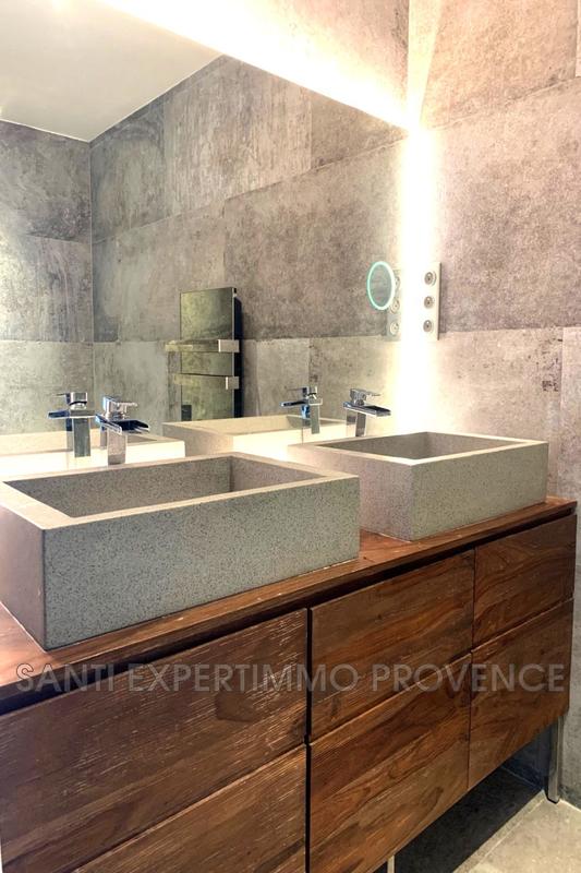 Appartement - 105 m² - 4 pièces