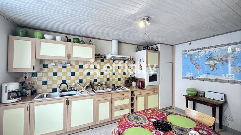 Maison - 166 m² - 4 pièces