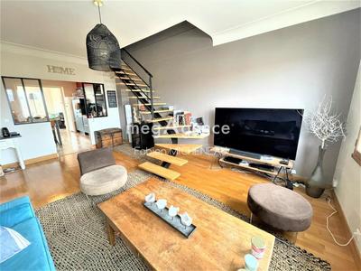 Maison - 143 m² - 7 pièces