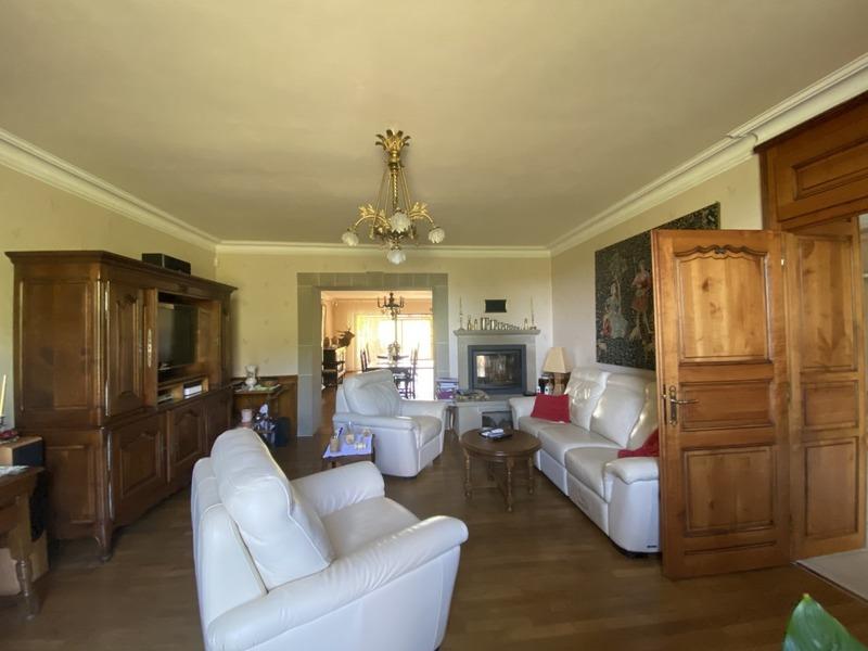 Propriété - 390 m² - 13 pièces