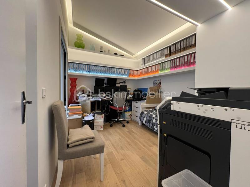 Maison traditionnelle - 105 m² - 5 pièces