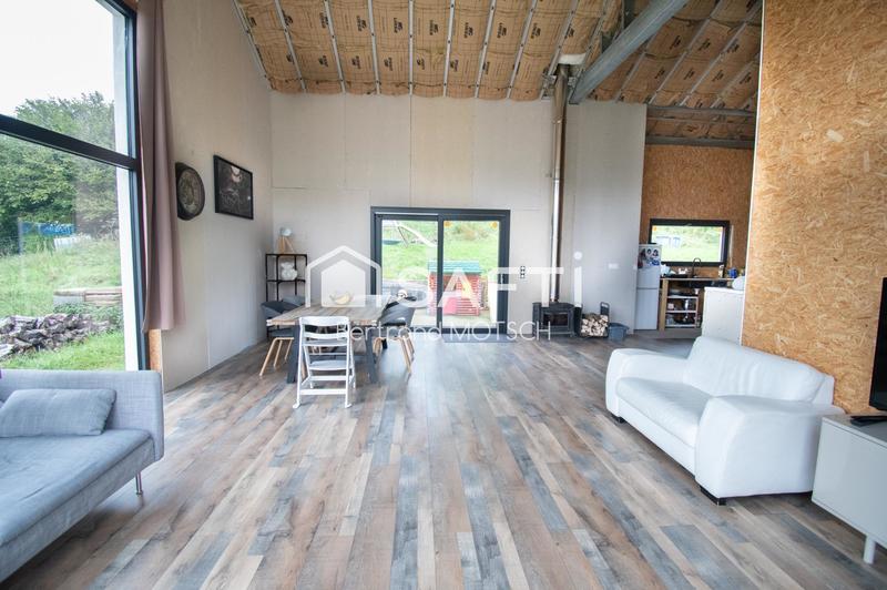 Maison - 115 m² - 6 pièces