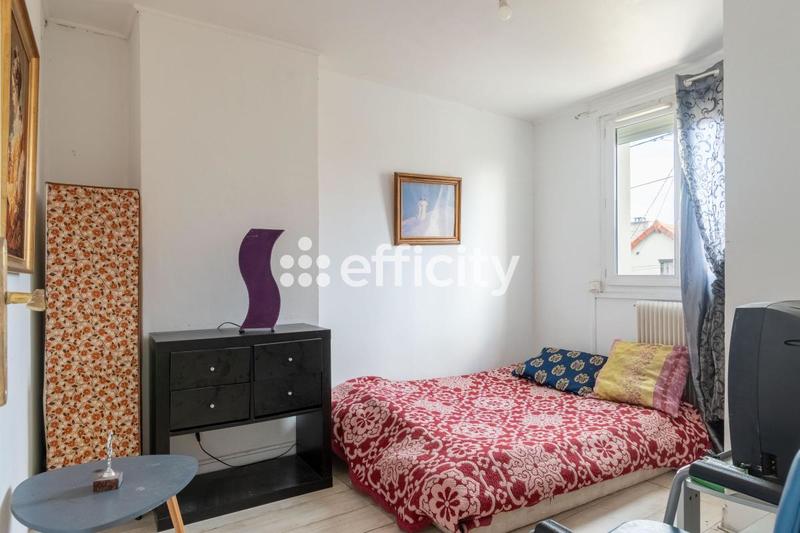 Maison - 110 m² - 6 pièces