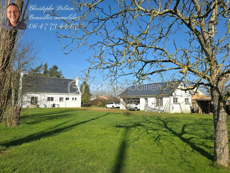 Maison traditionnelle - 137 m² - 5 pièces