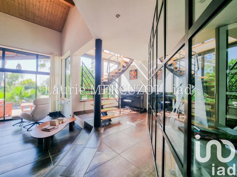 Maison de maîtres - 260 m² - 7 pièces