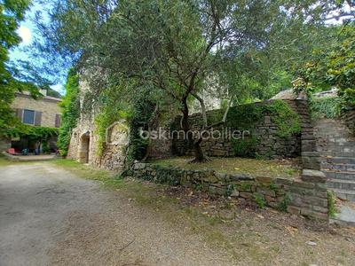 Propriété - 200 m² - 5 pièces