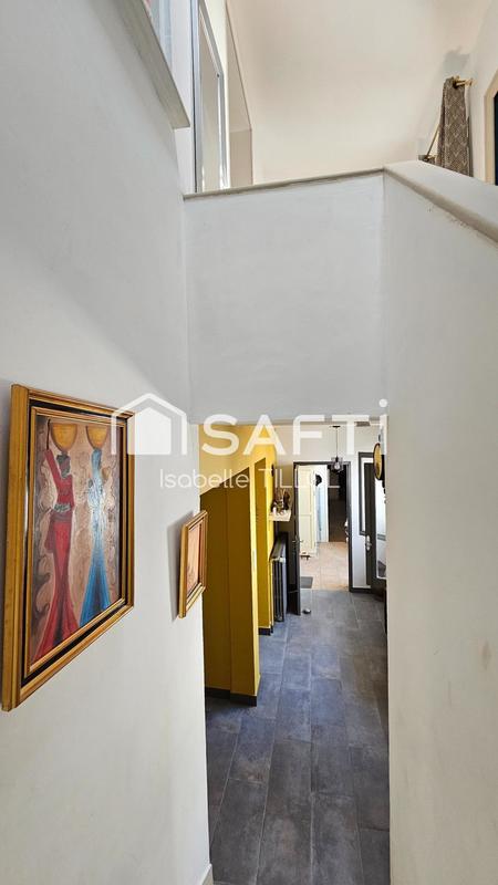 Maison - 160 m² - 4 pièces