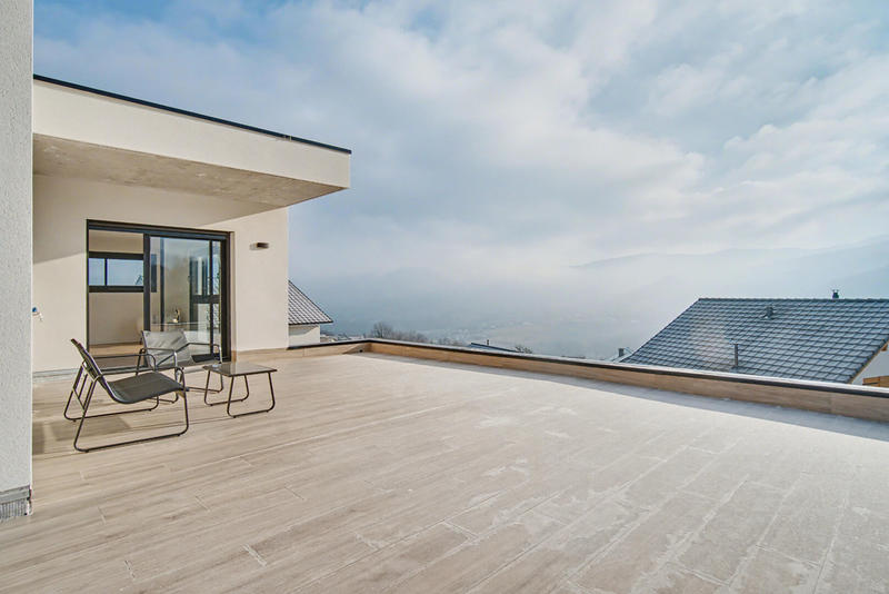 Maison - 182 m² - 6 pièces