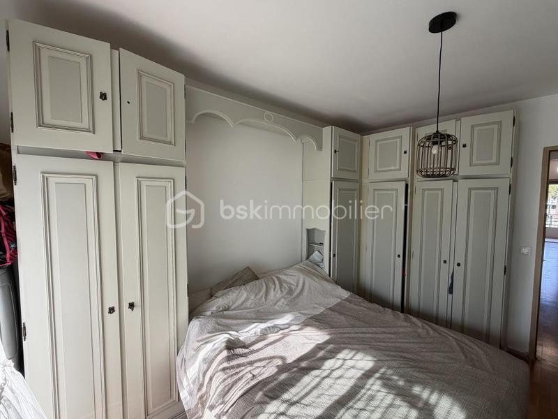 Appartement - 84 m² - 4 pièces