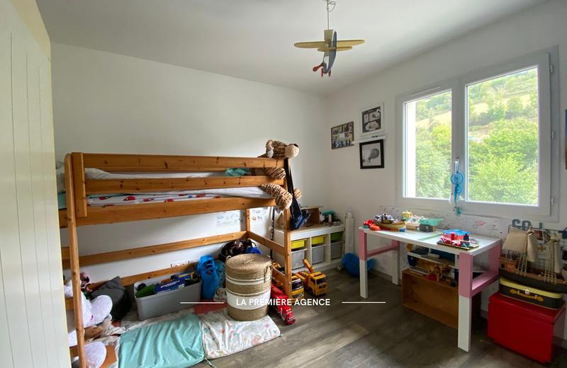 Maison - 101 m² - 5 pièces