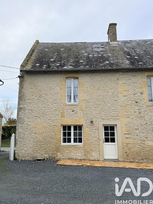 Maison - 250 m² - 9 pièces