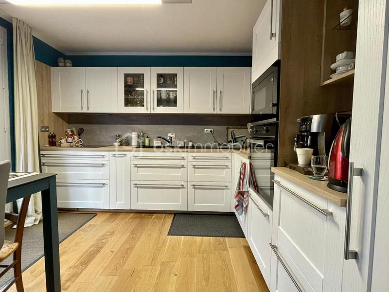 Maison traditionnelle - 87 m² - 5 pièces