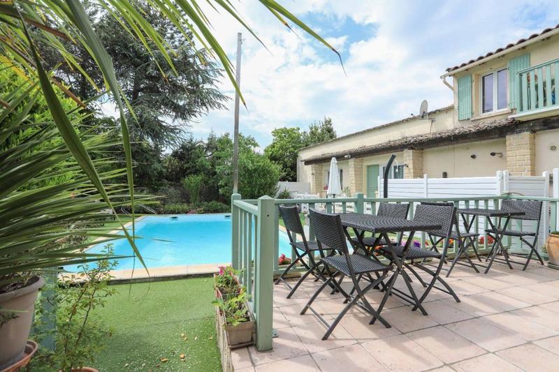 Immeuble - 300 m² - 13 pièces