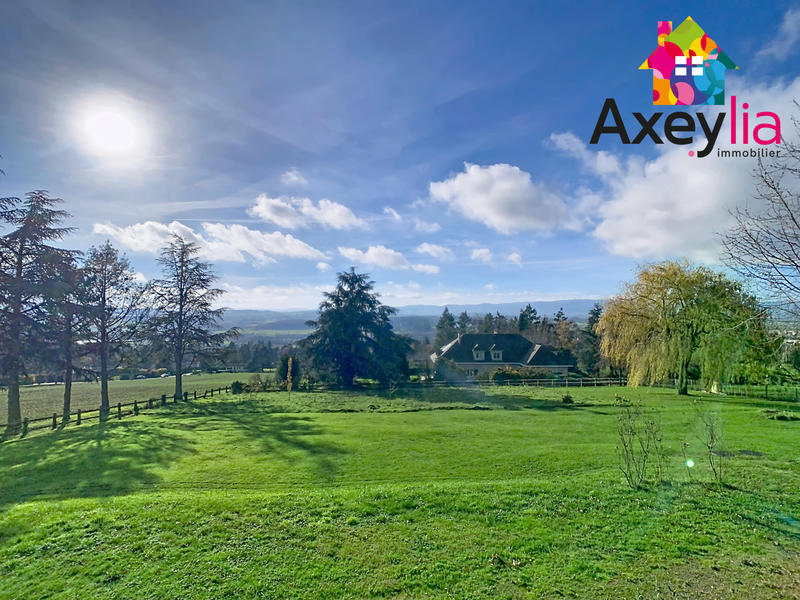 Maison - 214 m² - 8 pièces