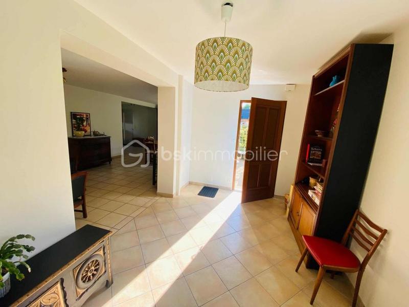 Maison - 151 m² - 7 pièces