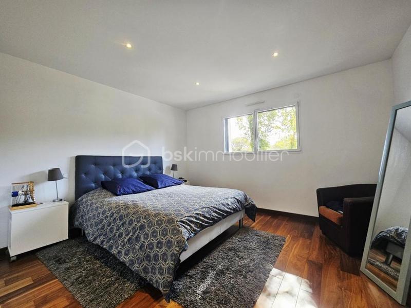 Maison - 162 m² - 6 pièces