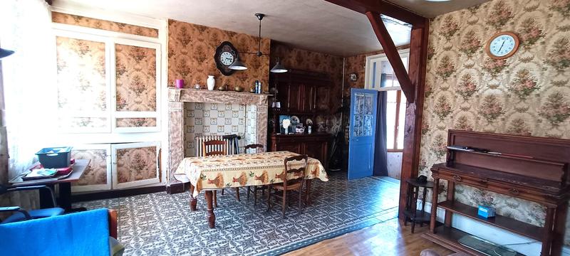 Maison - 290 m² - 10 pièces