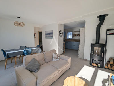 Maison - 80 m² - 5 pièces