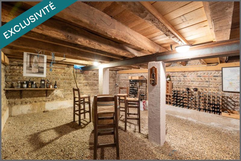 Maison - 327 m² - 7 pièces