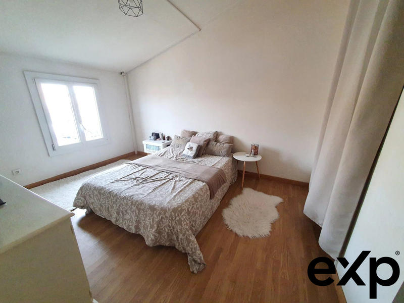 Maison - 94 m² - 4 pièces