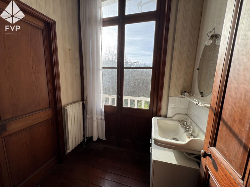 Maison - 136 m² - 7 pièces