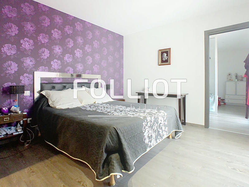 Maison - 224 m² - 8 pièces